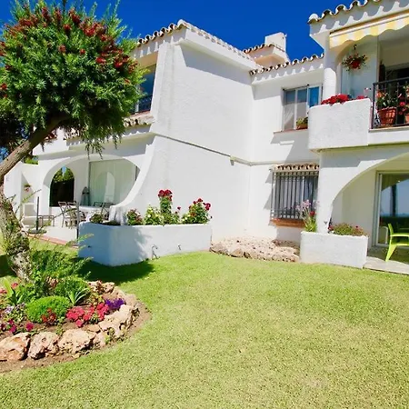 Miraflores Sea View With Garden *