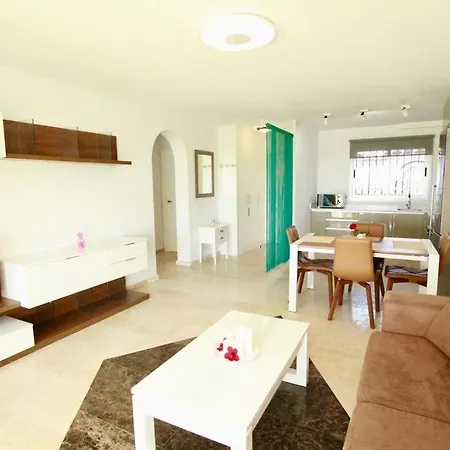 Apartment Miraflores Sea View With Garden